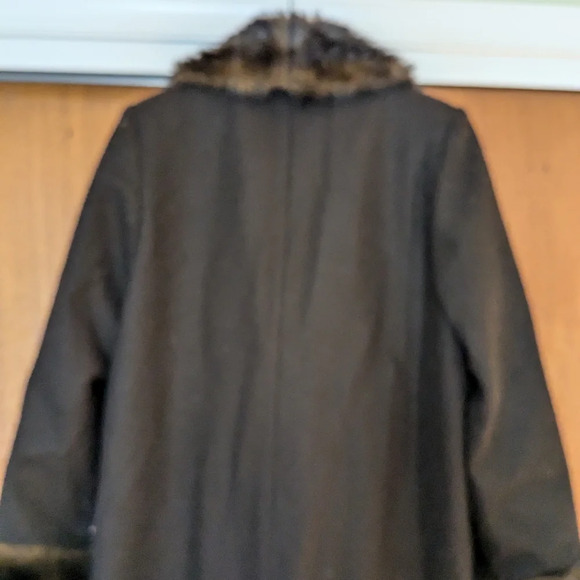 Not Available - Picture 4 of 16